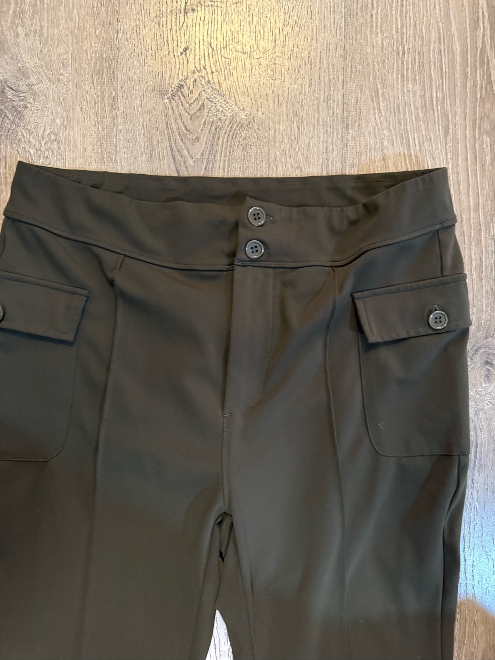 Halara High Waisted Side Flap Pocket Flare Casual
Cargo Pants - Picture 7 of 9